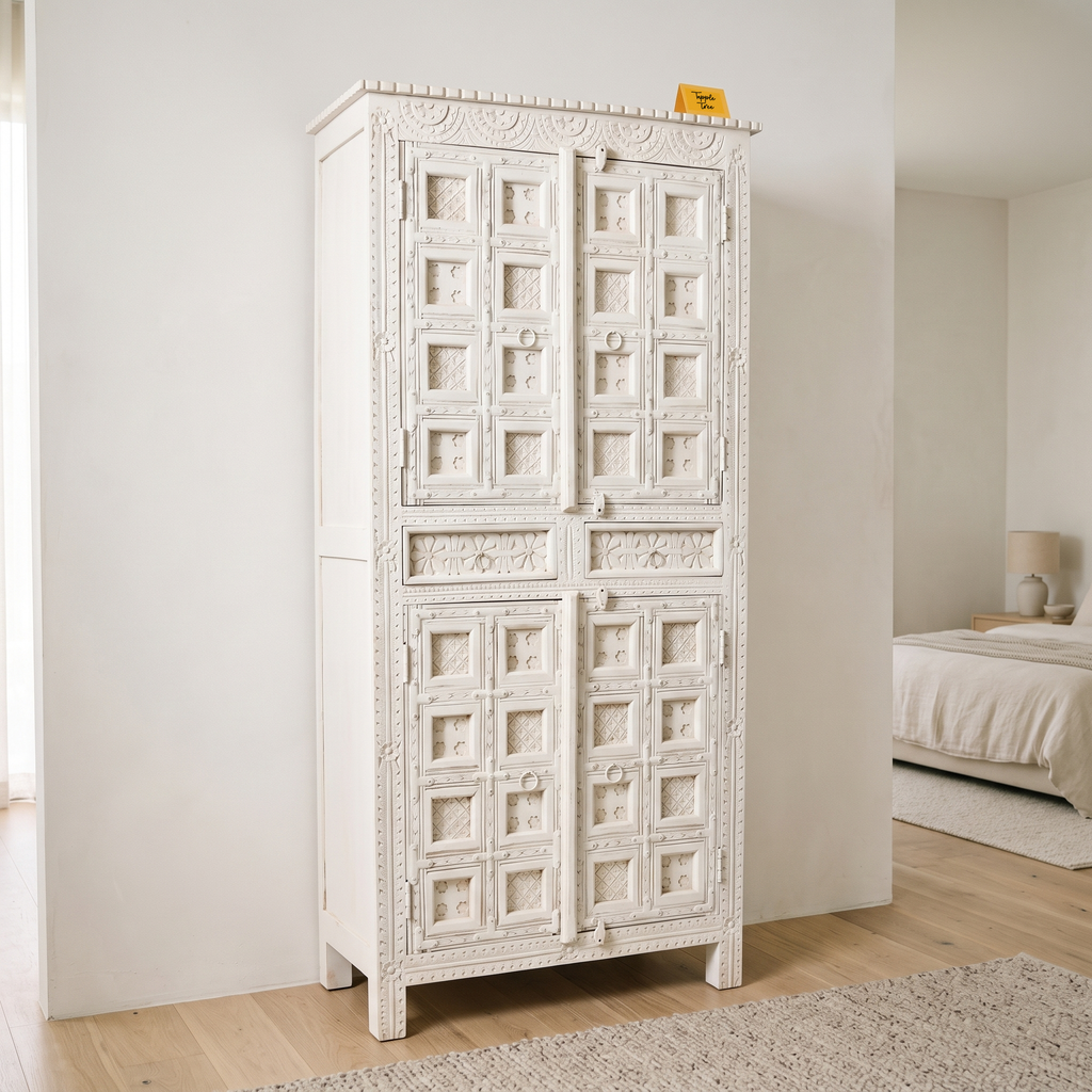 Kestrel Meadow Wardrobe — Lifestyle angle 2