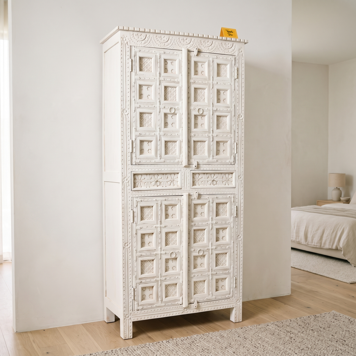 Kestrel Meadow Wardrobe — Lifestyle angle 2